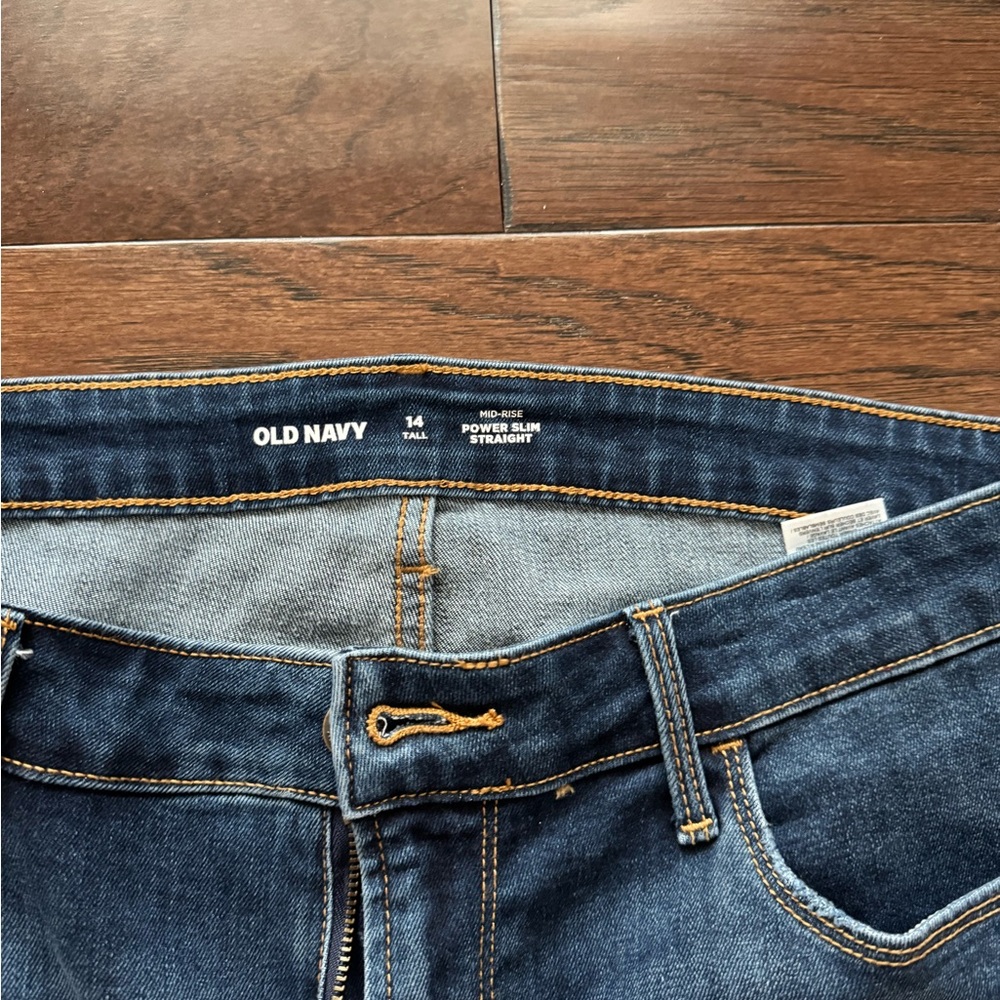 Distressed Blue Jeans - Picture 4 of 16